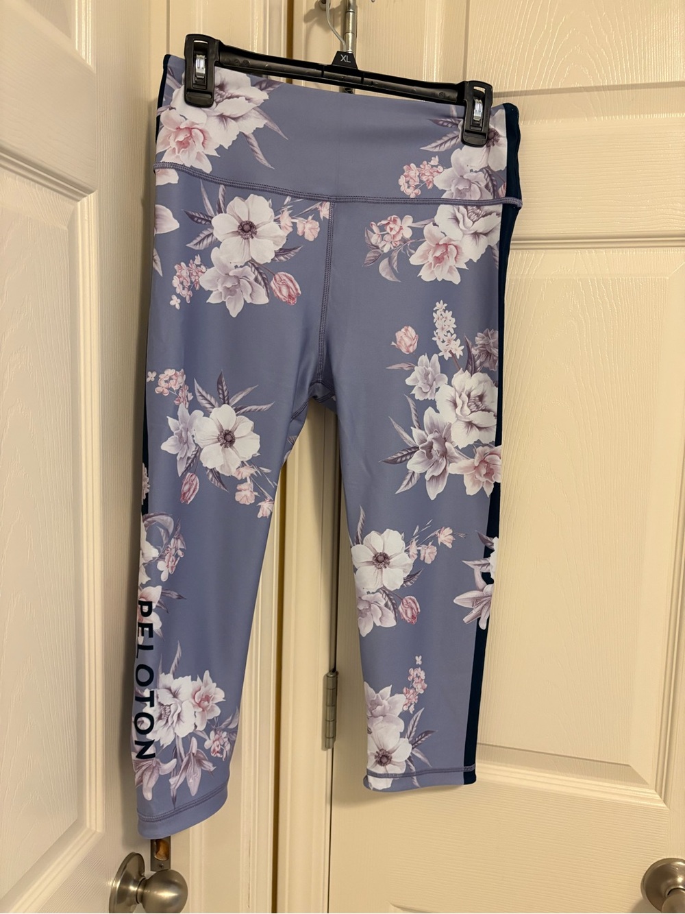 Peloton Girls' Lavender Floral Capri Leggings